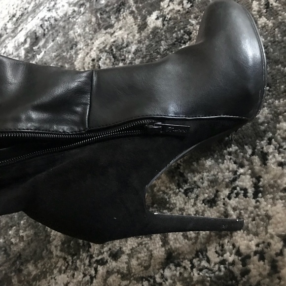 Costume knee high boots - Picture 3 of 6